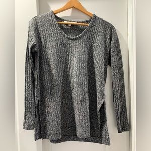 LOFT Gray‎ Sweater Shirt